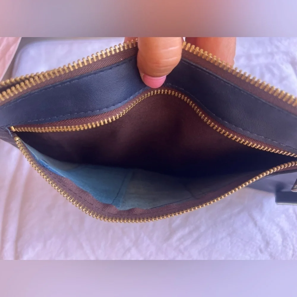 VKK dark blue black leather pouch/wristlet zipper Genuine Leather lightweight